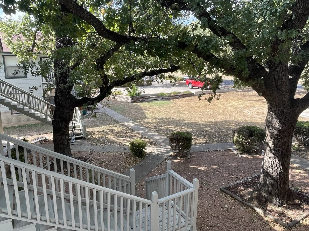 299 Billie Dr #4 - Photo 2 of 11