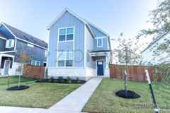 2421 Wallin Bradley Dr - Photo 1 of 1