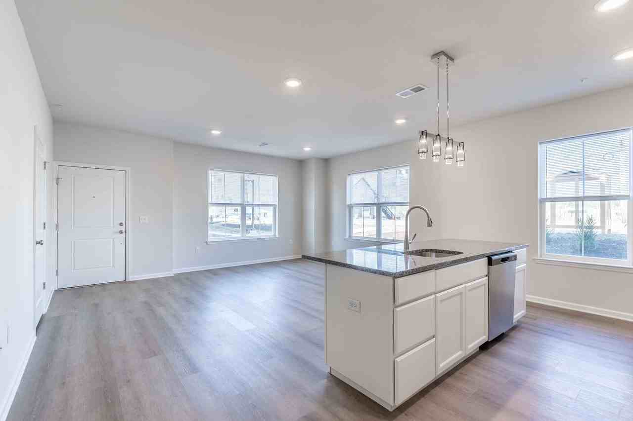 Sadsbury Square - Photo 5 of 19