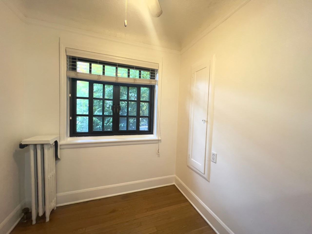 Metropolitan Apartments - Photo 7 of 35