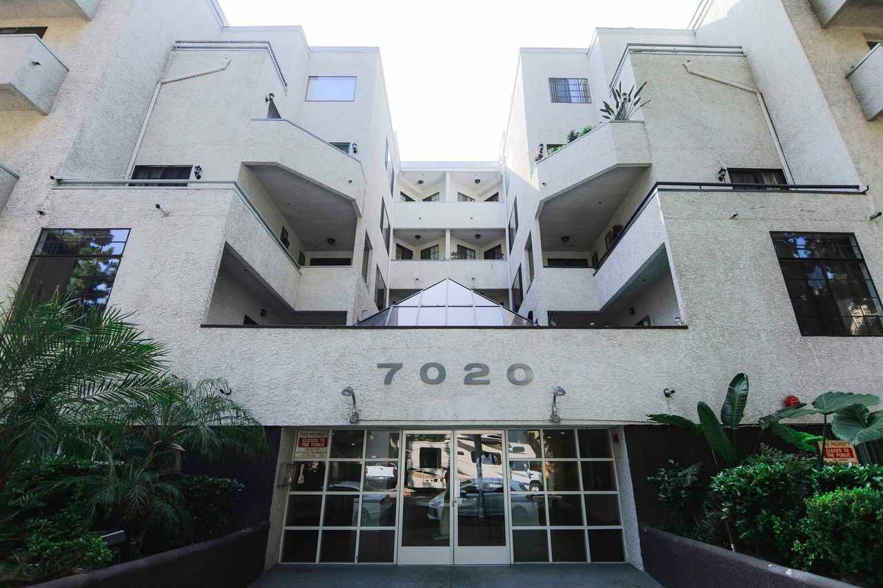 7020 Lanewood Ave, Los Angeles, CA 90028 - Photo 2 of 3