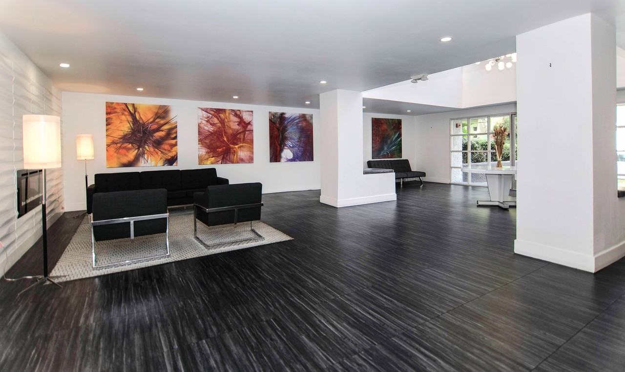 7020 Lanewood Ave, Los Angeles, CA 90028 - Photo 3 of 3