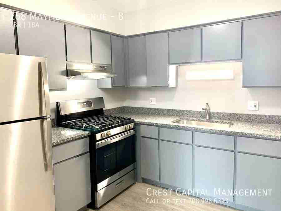 252 Mayfield Ave #B - Photo 3 of 11