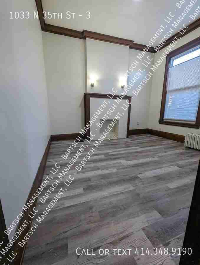 1033 N 35th St #3 - Photo 4 of 11