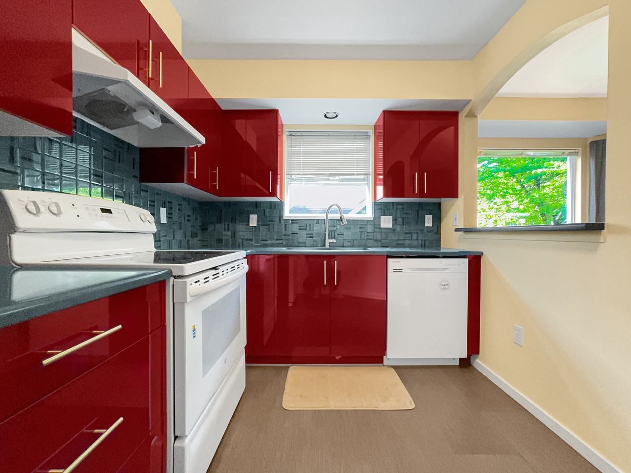 7175 17th Avenue - Photo 6 of 17