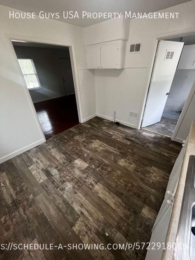 1134 N Union St - Photo 3 of 6