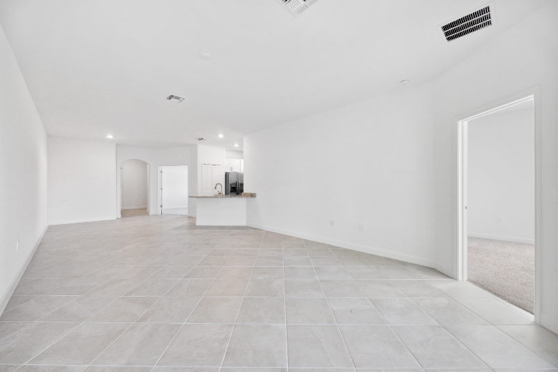 15810 Sunny Day Drive - Photo 7 of 16