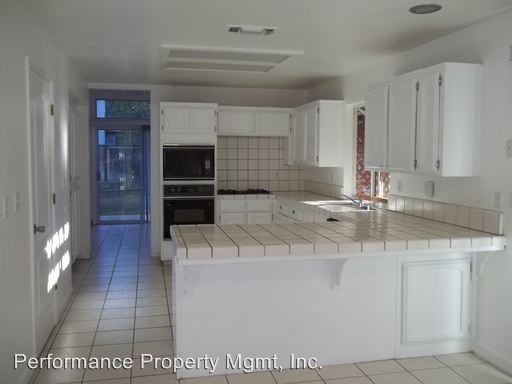 509 E Coral Point - Photo 2 of 11
