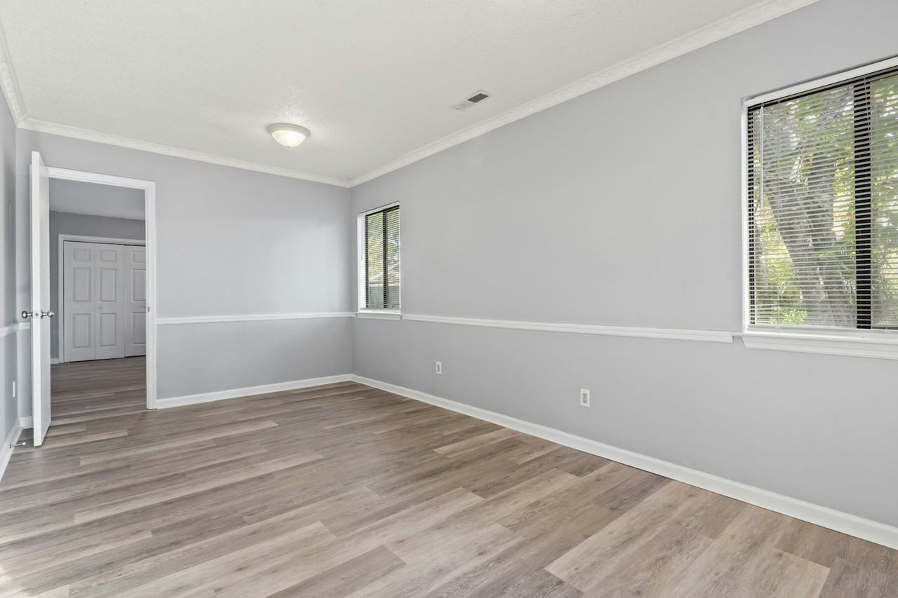 6412 Spice Bush Crescent - Photo 7 of 20