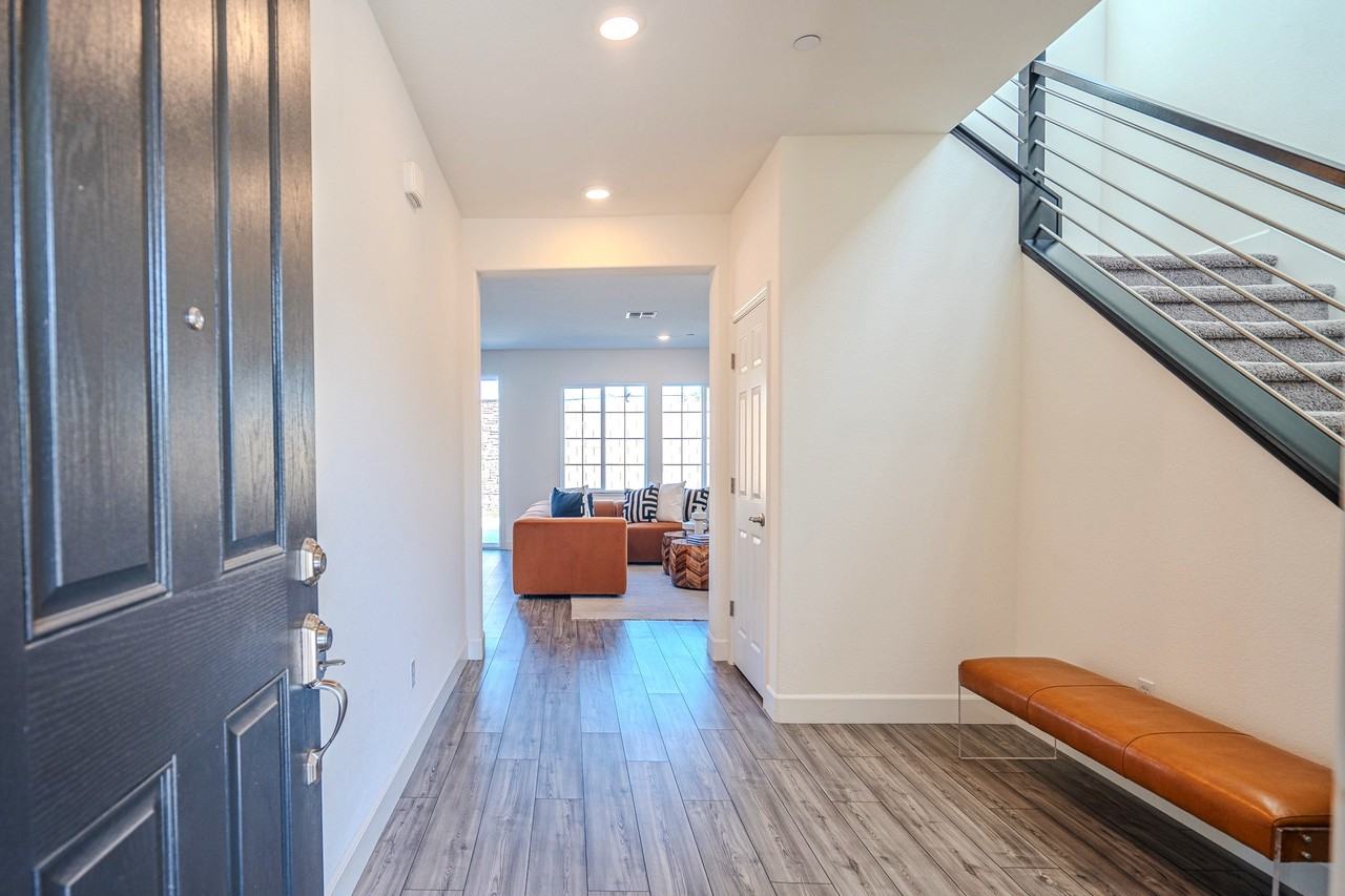 512 Vanek Dr #NA - Photo 2 of 9