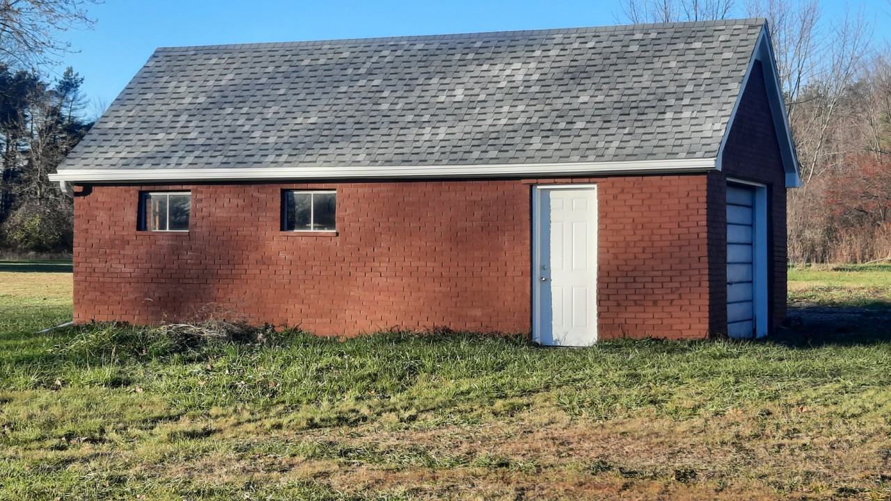 8087 E Richfield Rd #NA - Photo 2 of 36