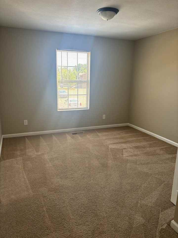 1725 Thistlewood Dr - Photo 7 of 16