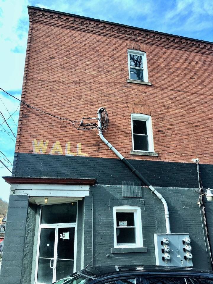 *** Large & Spacious Apartments in Wall, PA * Pet Friendly * Fully Renovated * Central A/C * Available Now *** - Photo 5 of 9