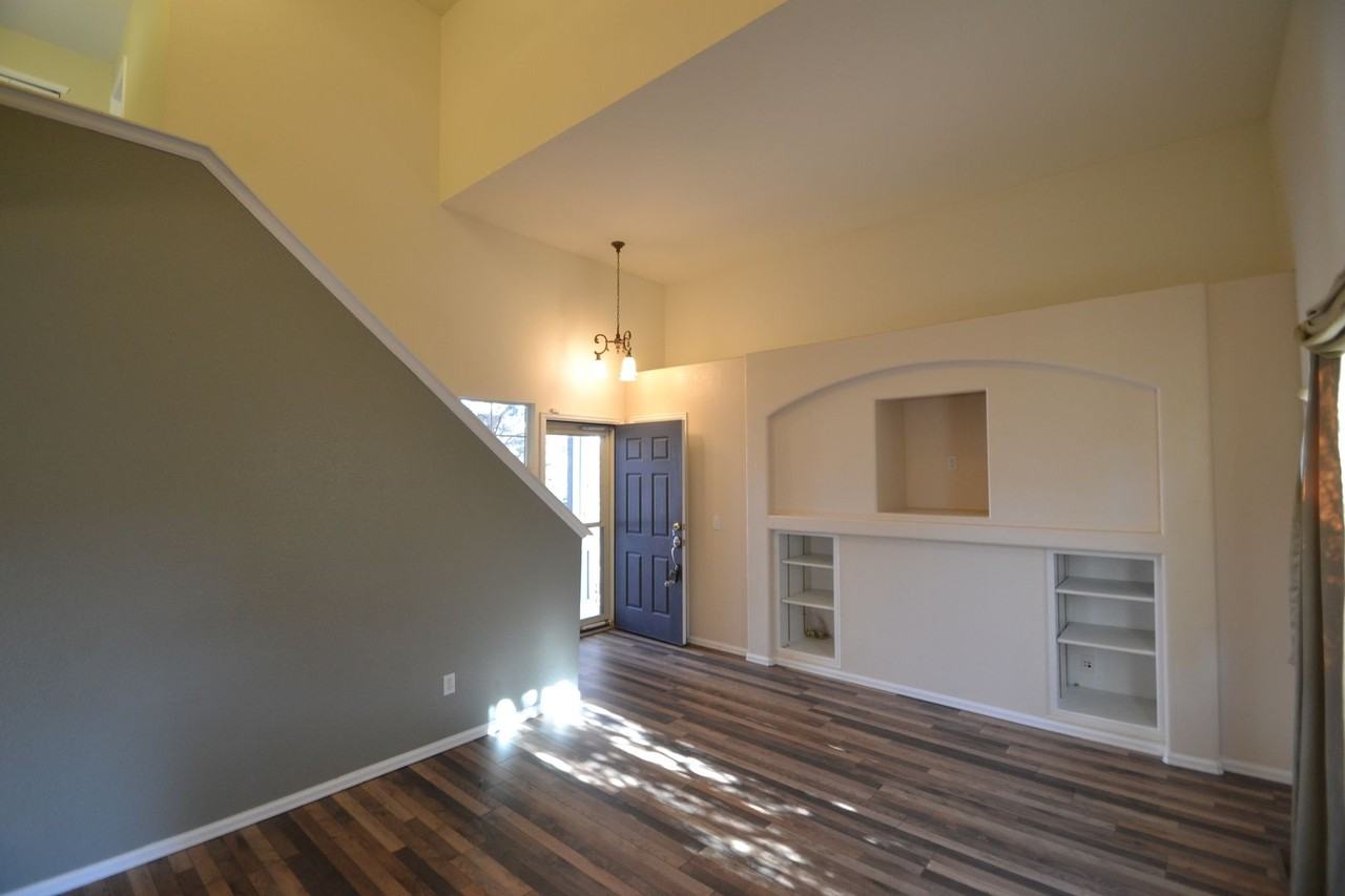 7415 Steward Ln - Photo 3 of 21