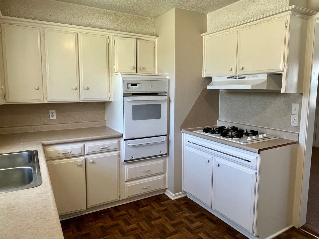 708 N Norman Ave - Photo 6 of 15