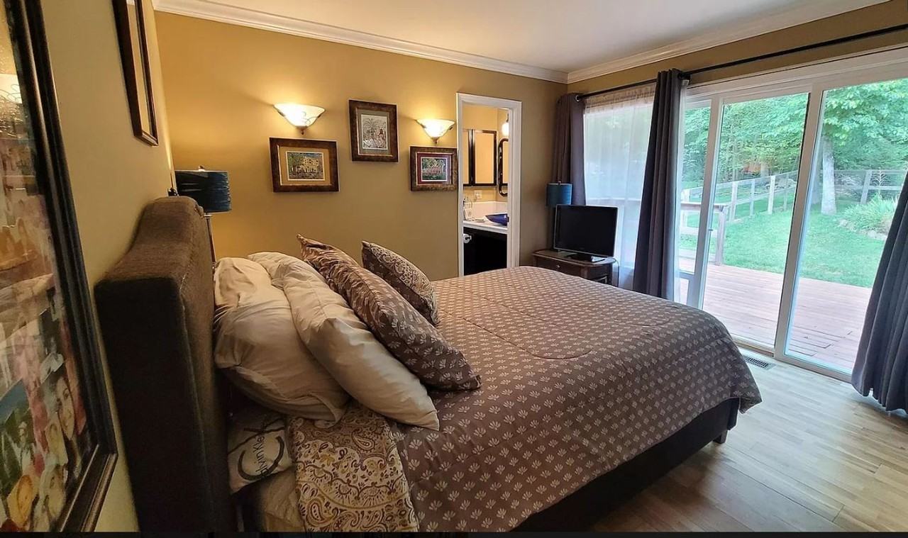 129 Jasper Drive - Photo 6 of 11