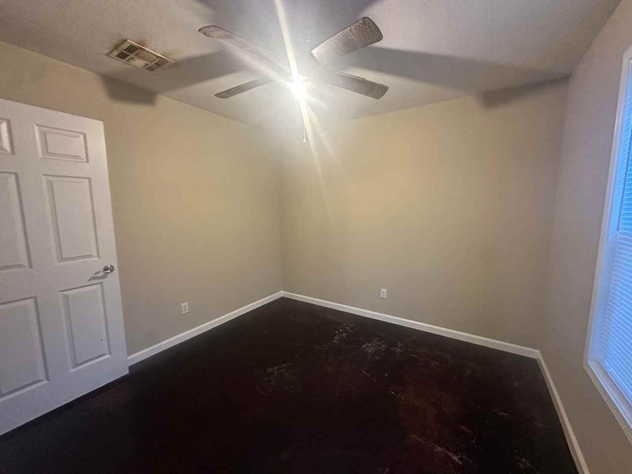 2129 Cline St - Photo 2 of 16