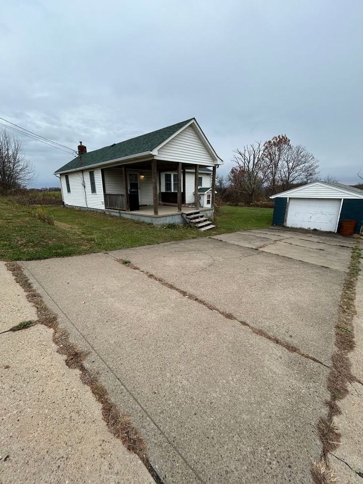 42 Spring Run Road Ext - Photo 2 of 23