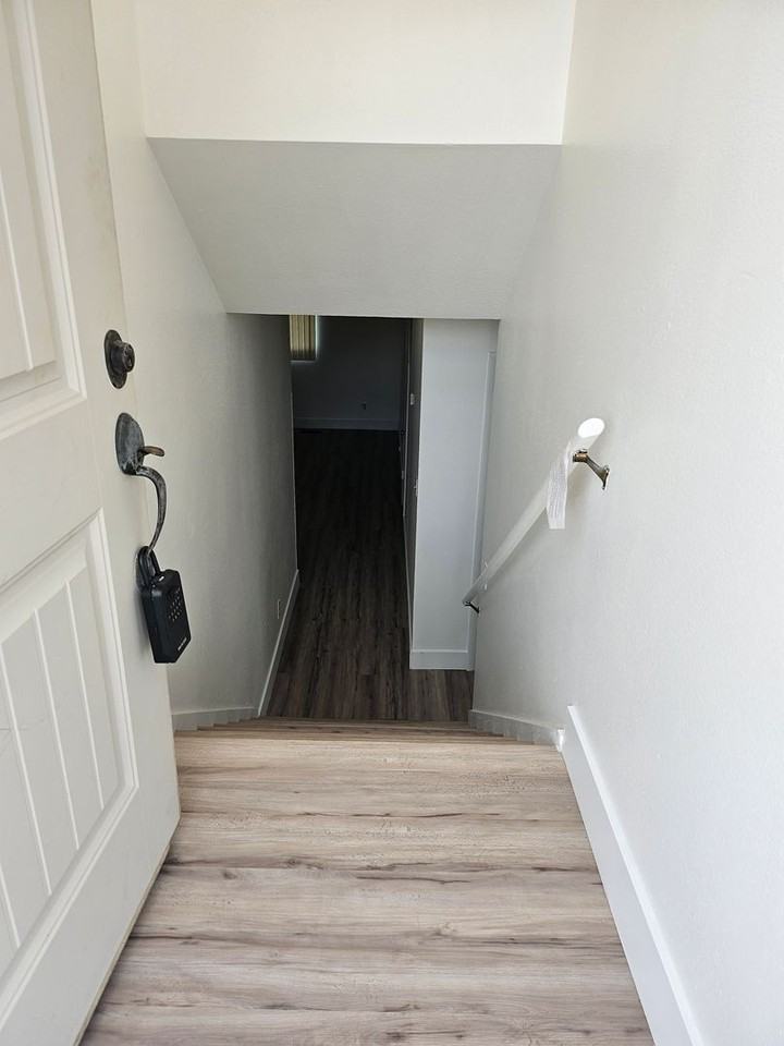 1461 N Amiron Way #B - Photo 2 of 21