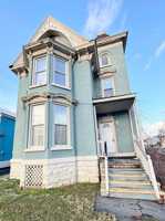 featured image of 119 East Bloomfield Street