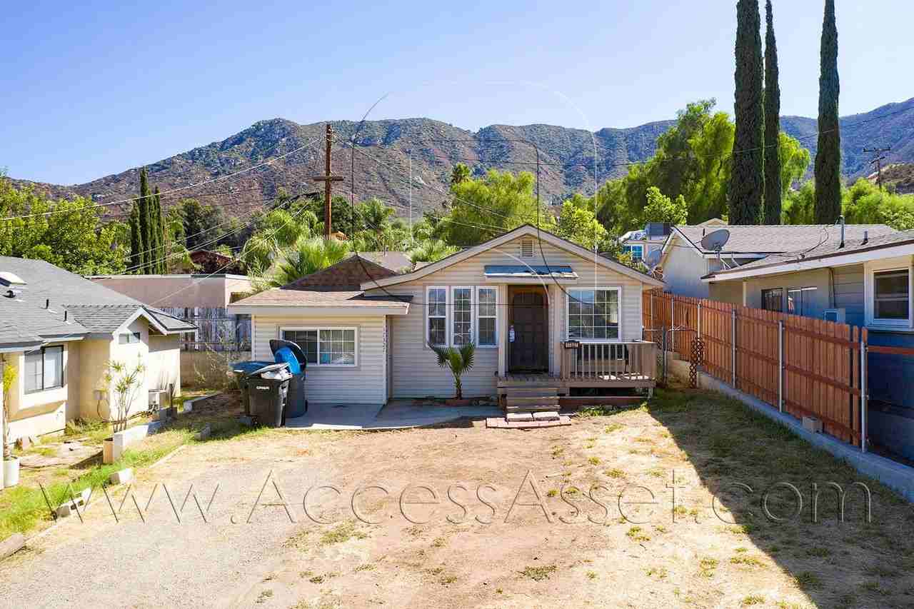 17327 Ranspot Ave - Photo 3 of 15
