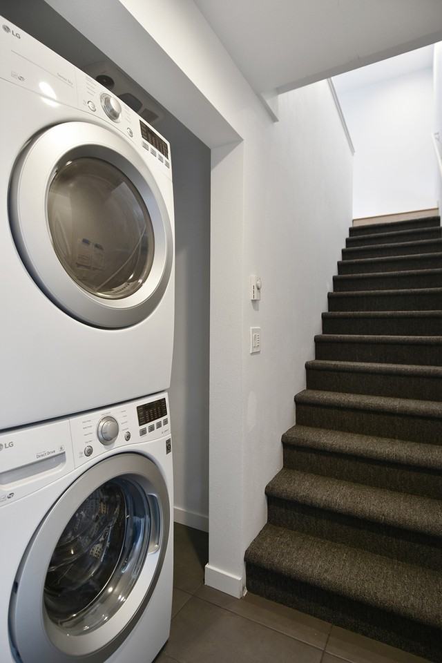 713B 27th Ave - Photo 2 of 17