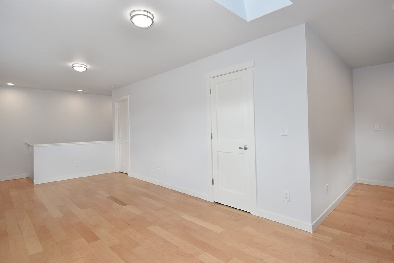 713B 27th Ave - Photo 7 of 17