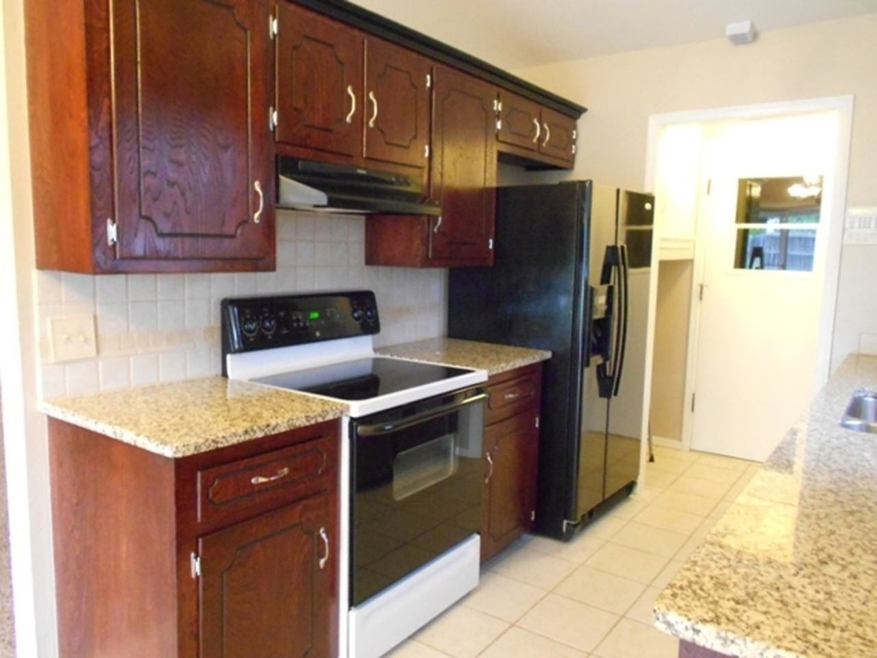 305 Northeast 46th Street - Photo 2 of 21