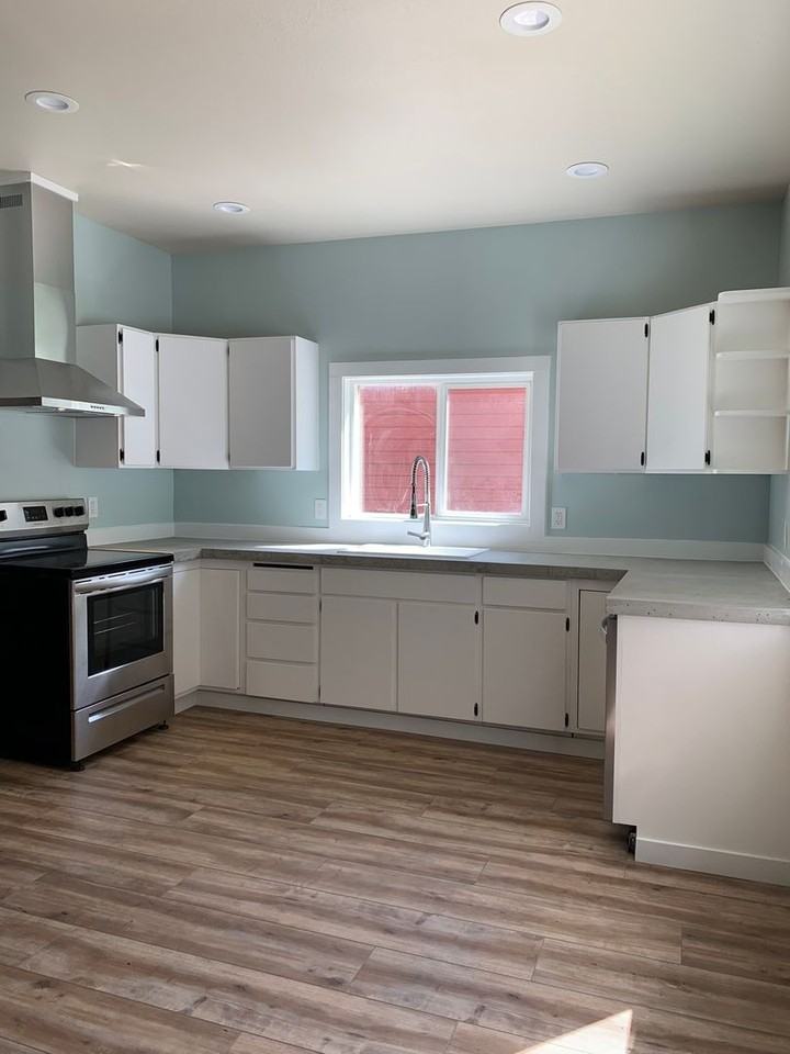 362 Second St - Photo 2 of 13