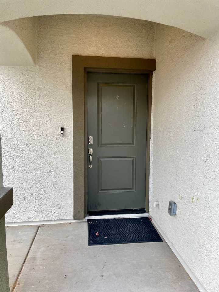 8708 Scenic Sky Dr - Photo 5 of 35