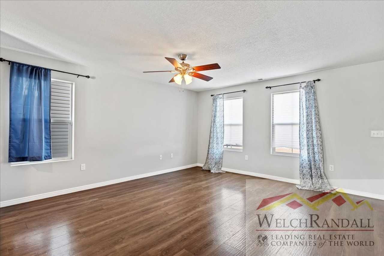 2610 N 500 W - Photo 3 of 27