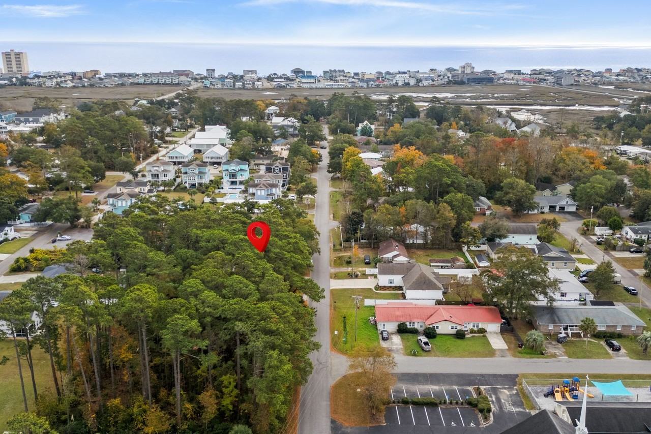 428 Pine Avenue - Photo 7 of 42