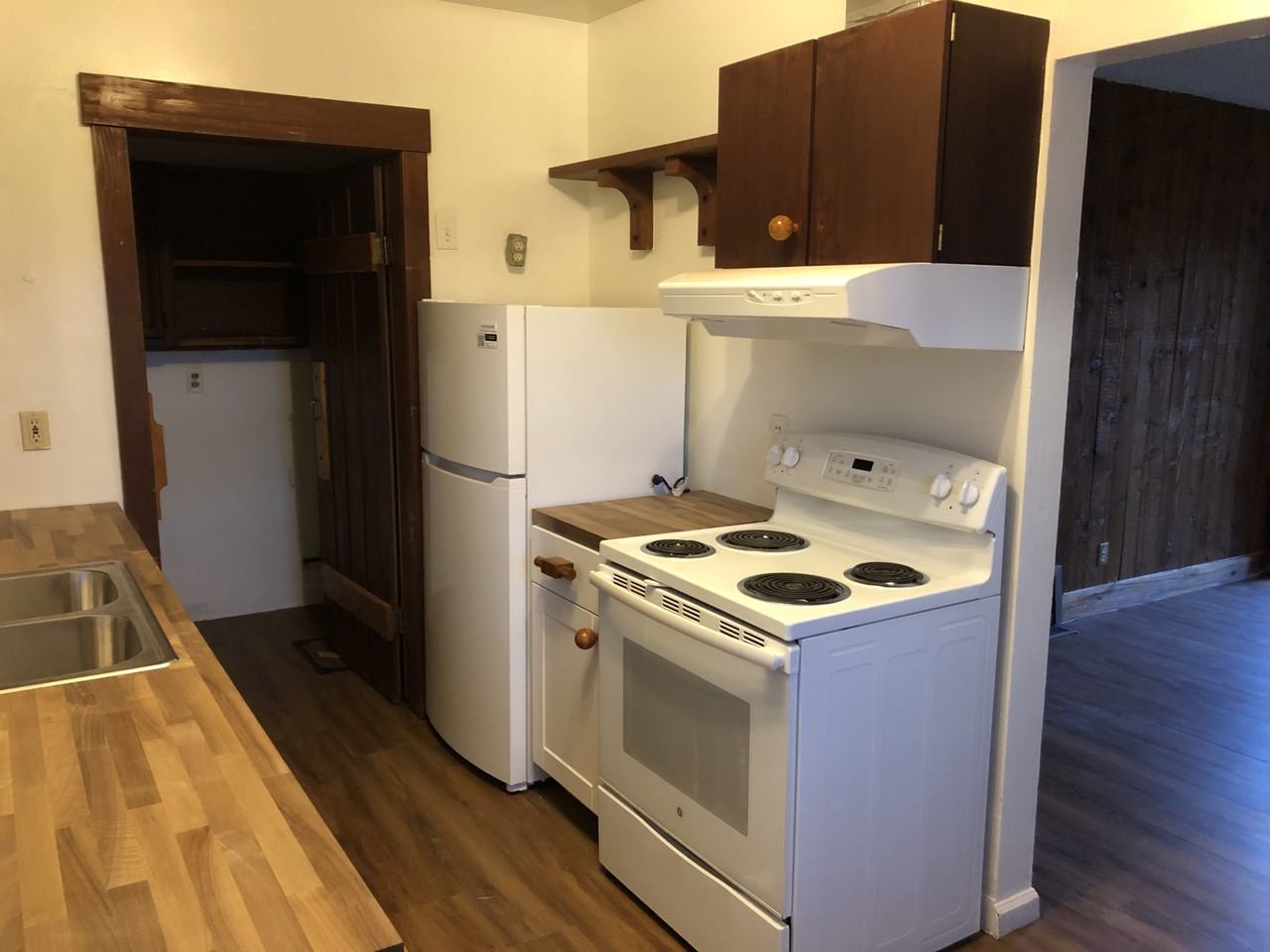 517 25th Street North - Photo 3 of 6