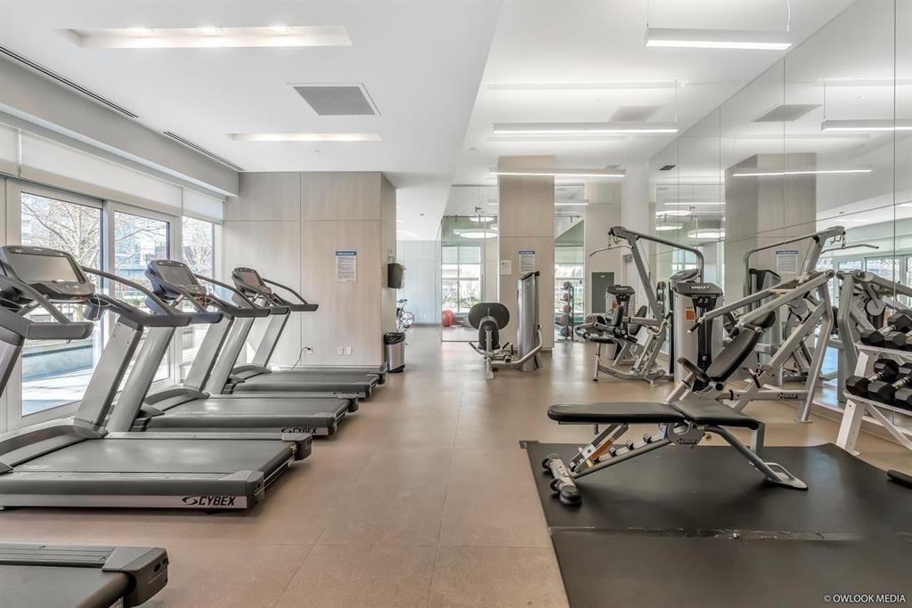 4688 Kingsway #36xx - Photo 3 of 11