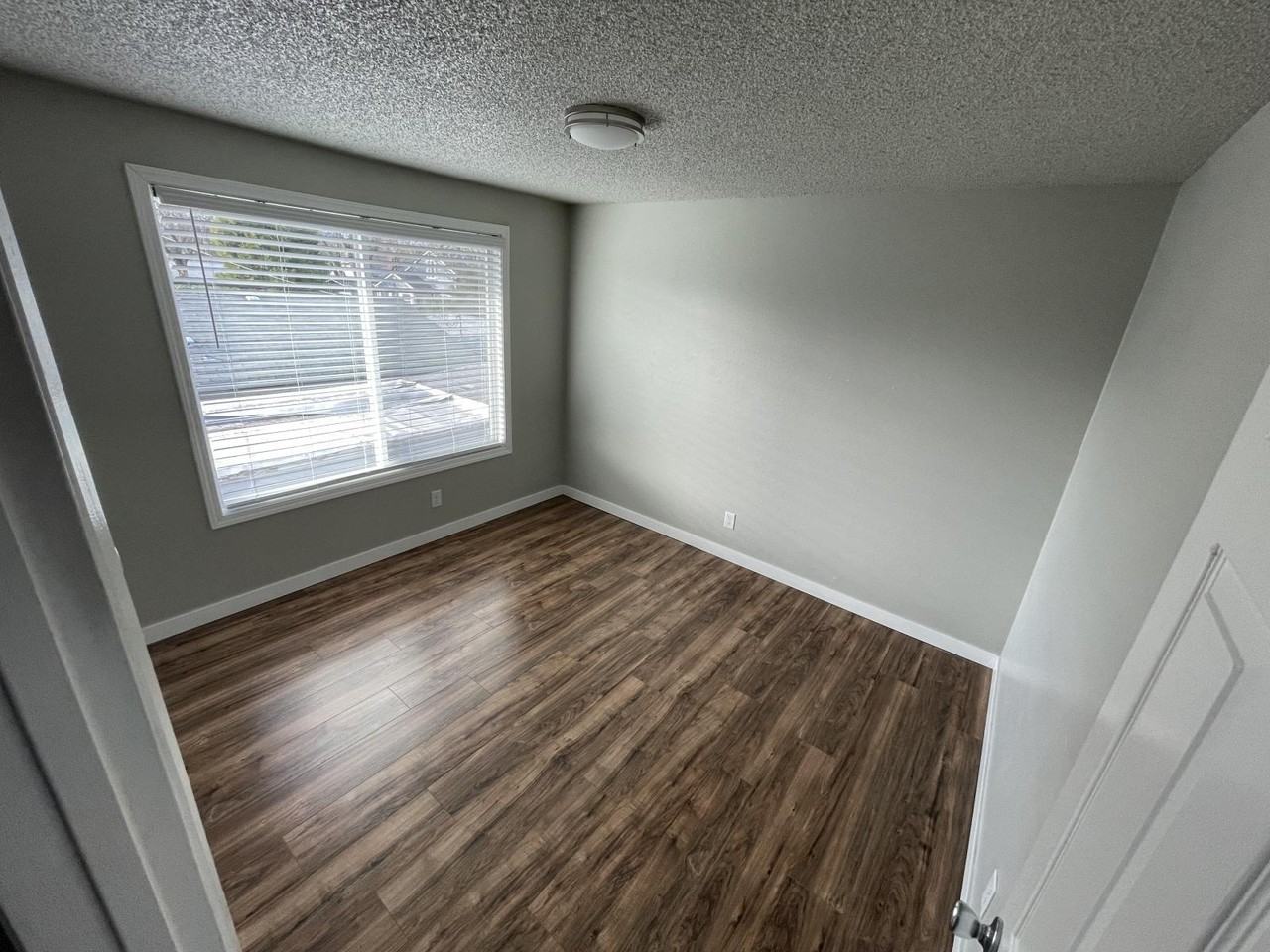 491 Barbur - Photo 2 of 8