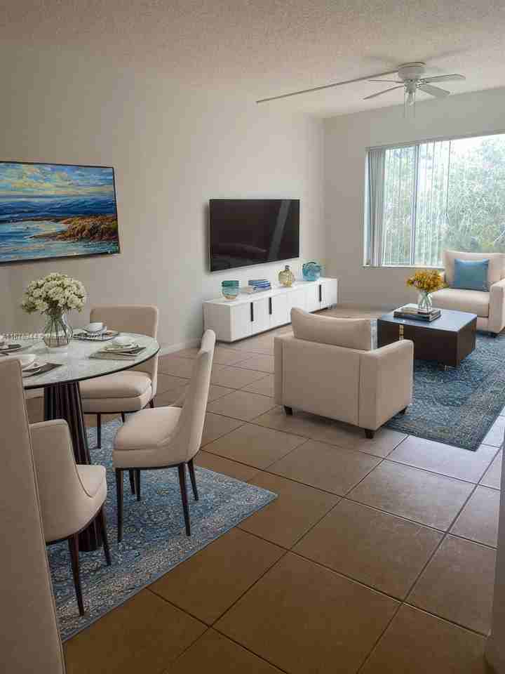 3231 Nw 103rd Ter - Photo 2 of 8