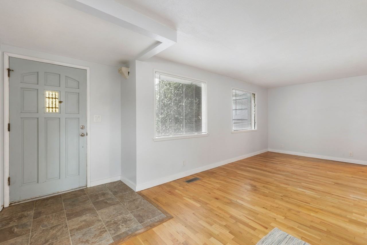 314 18th St Nw - Photo 6 of 27