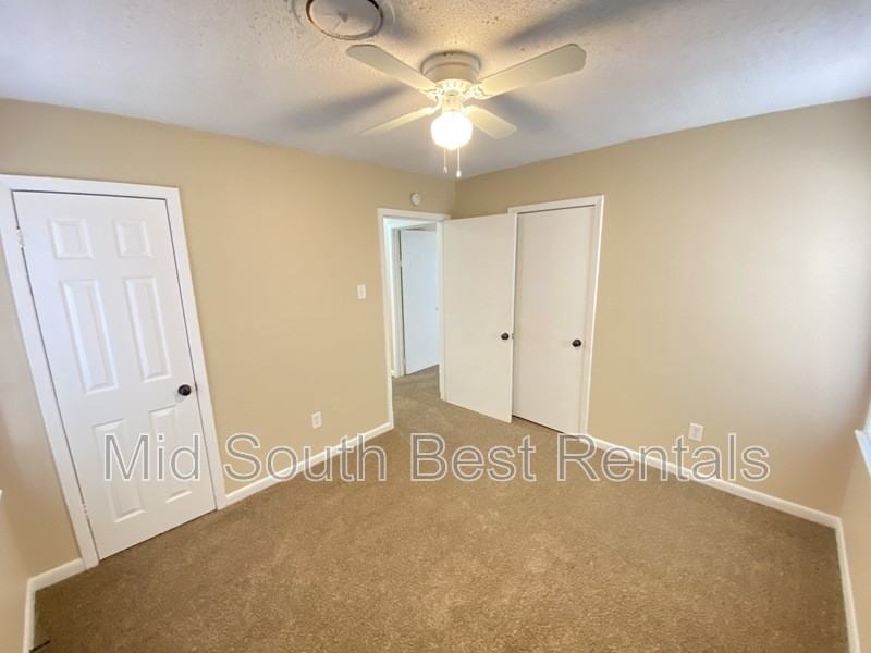 1766 Carlyle Rd - Photo 5 of 9