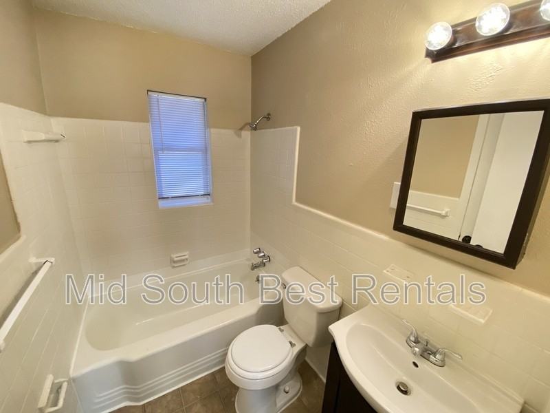 1766 Carlyle Rd - Photo 7 of 9