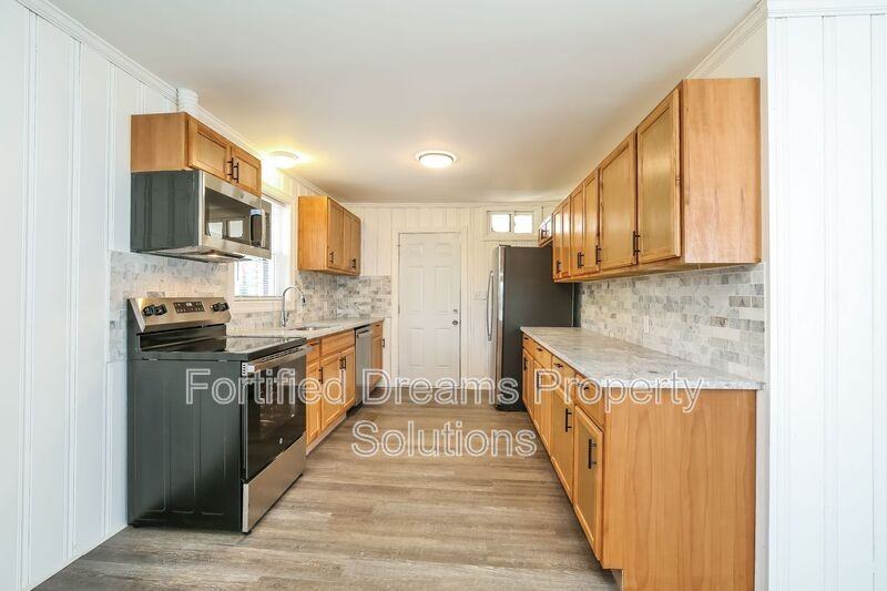 1001 W Mountain St - Photo 2 of 15