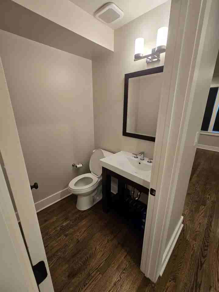 1726 R St Se - Photo 3 of 13