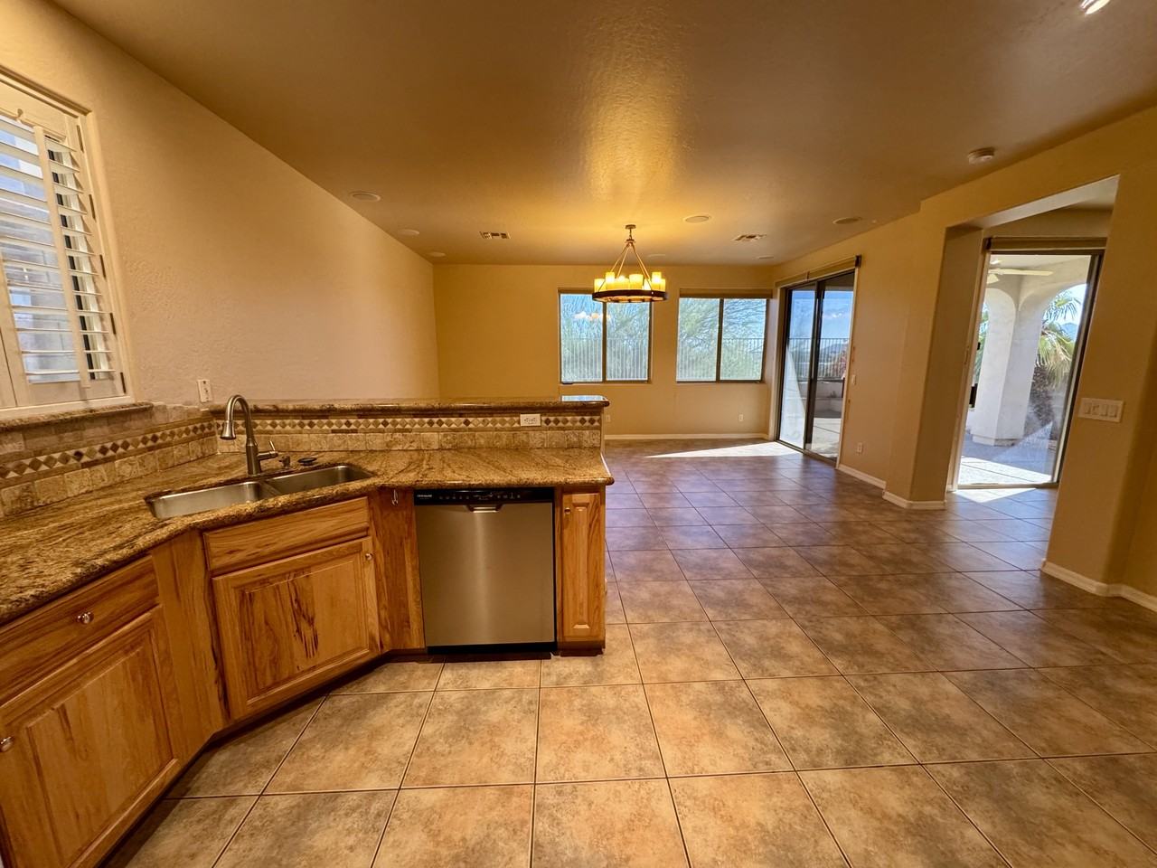 12639 N 19th St - Photo 2 of 16