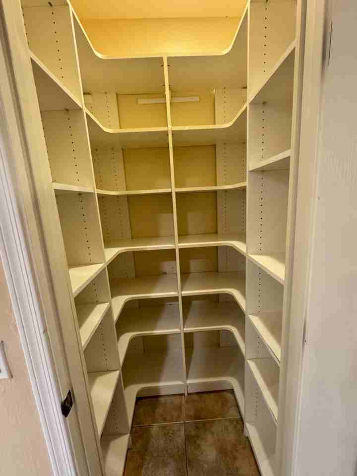 12639 N 19th St - Photo 4 of 16