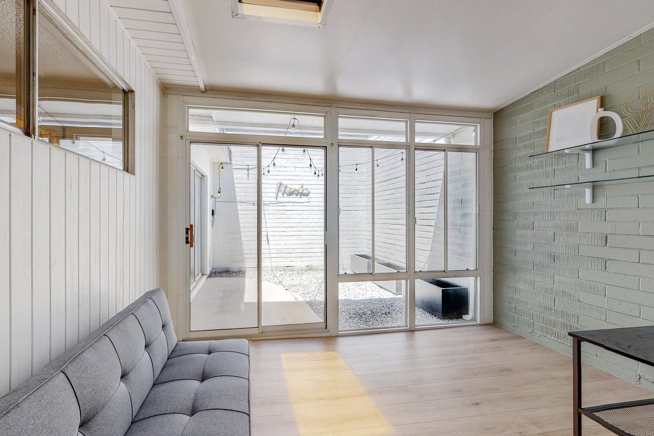 1309 Virginia St Ne - Photo 4 of 28