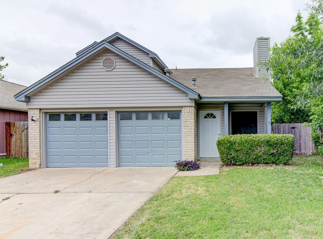 14405 Tiffer Ln - Photo 2 of 30