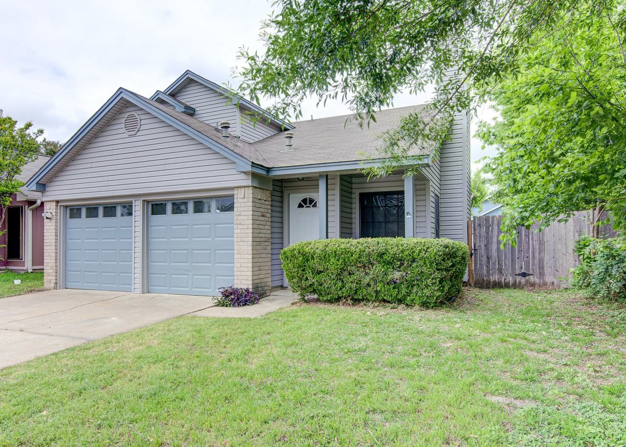 14405 Tiffer Ln - Photo 3 of 30