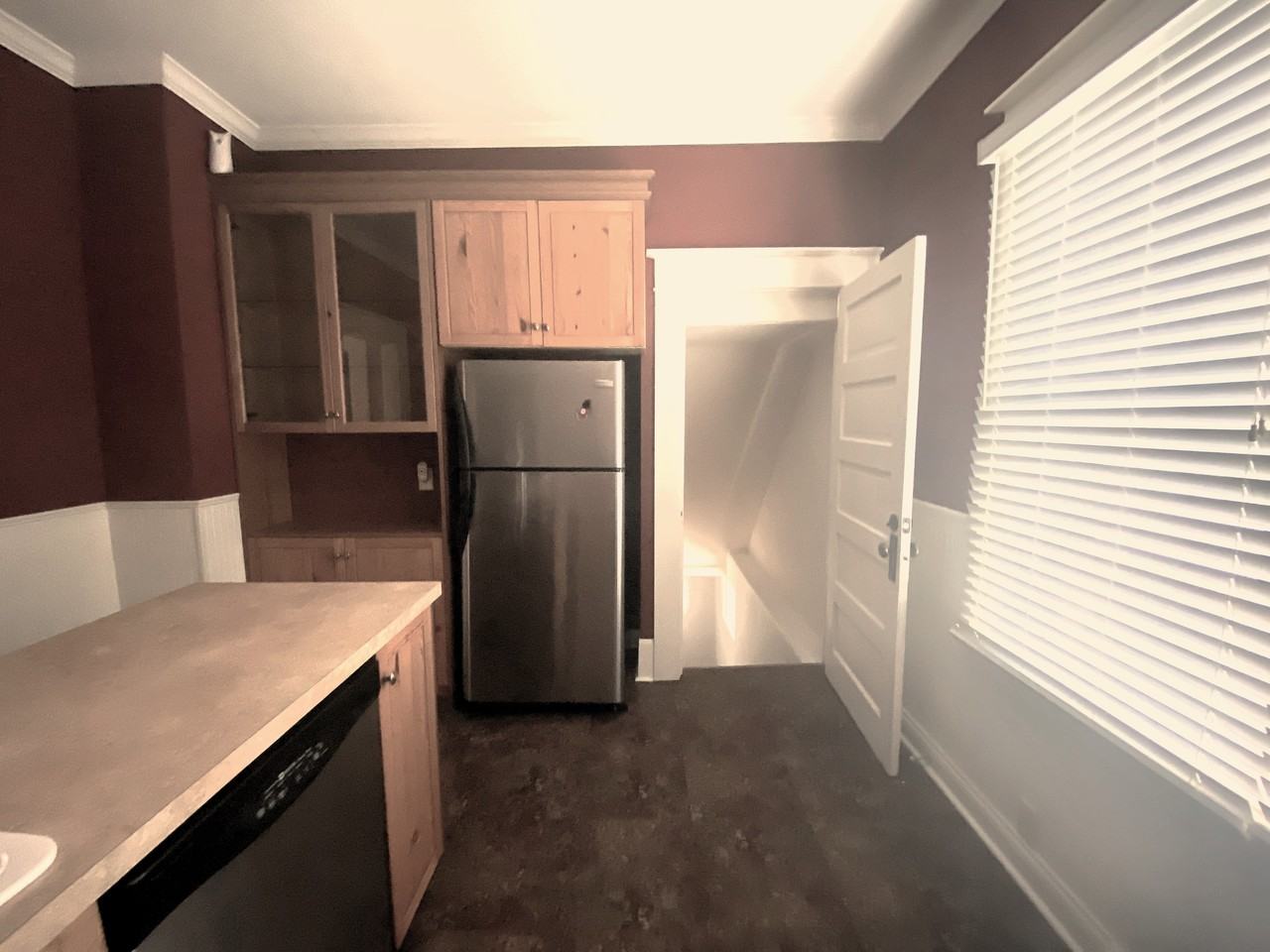 714 14th Ave S - Photo 3 of 9