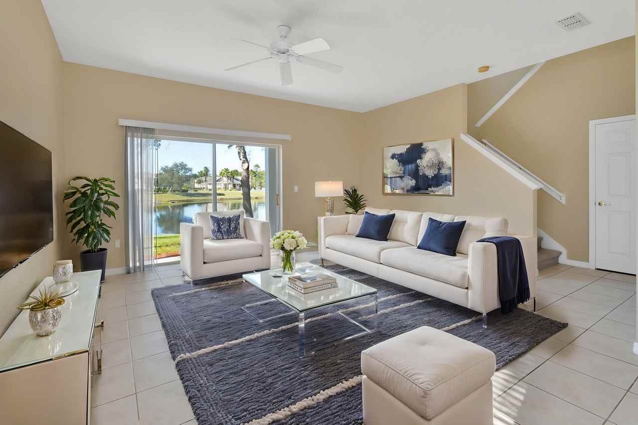 201 Aston Grande Dr - Photo 2 of 23