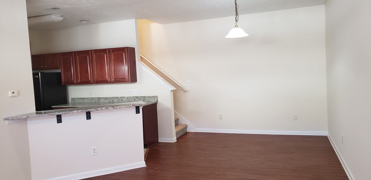 2218 Colfax Ln - Photo 3 of 18