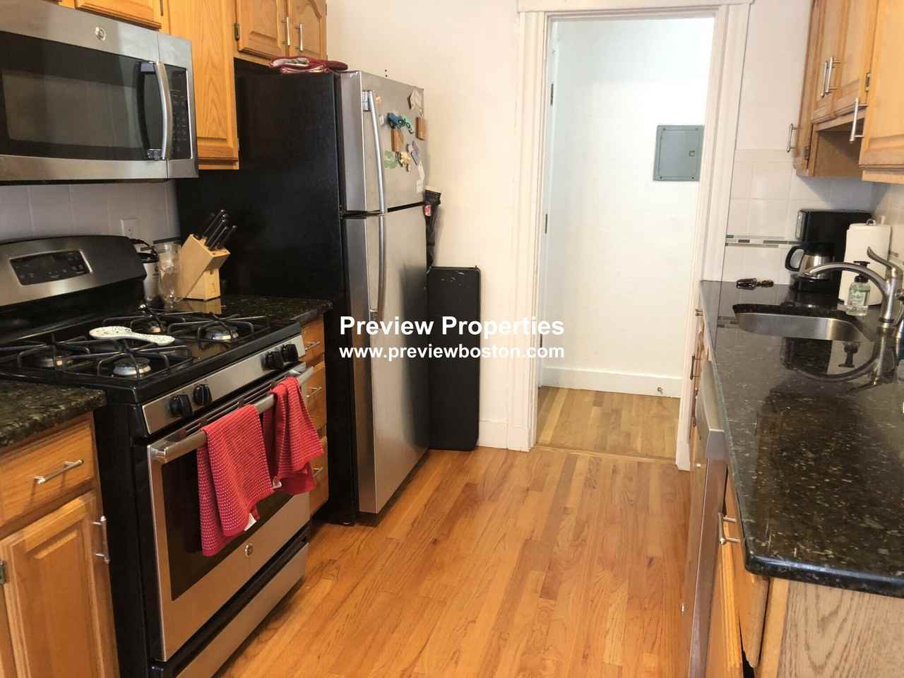 Commonwealth Ave #12AP - Photo 3 of 50